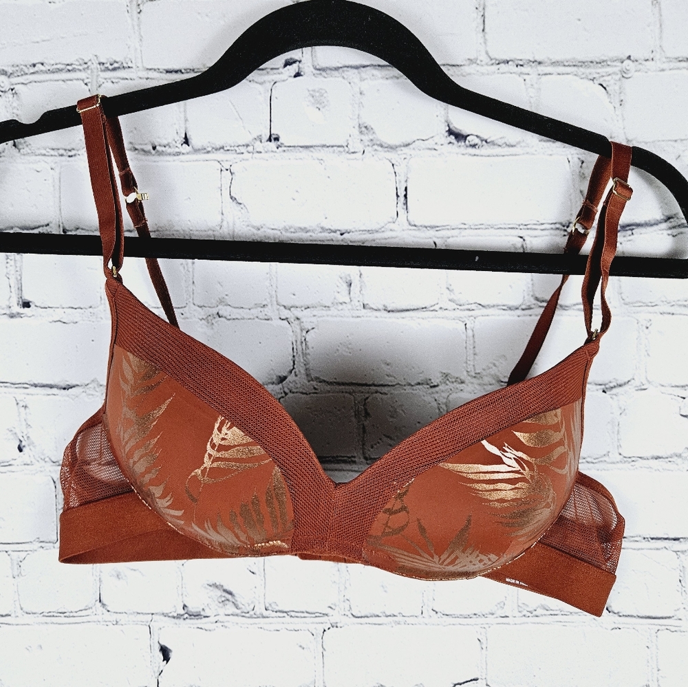 LIVELY | metallic palm wireless pushup bra